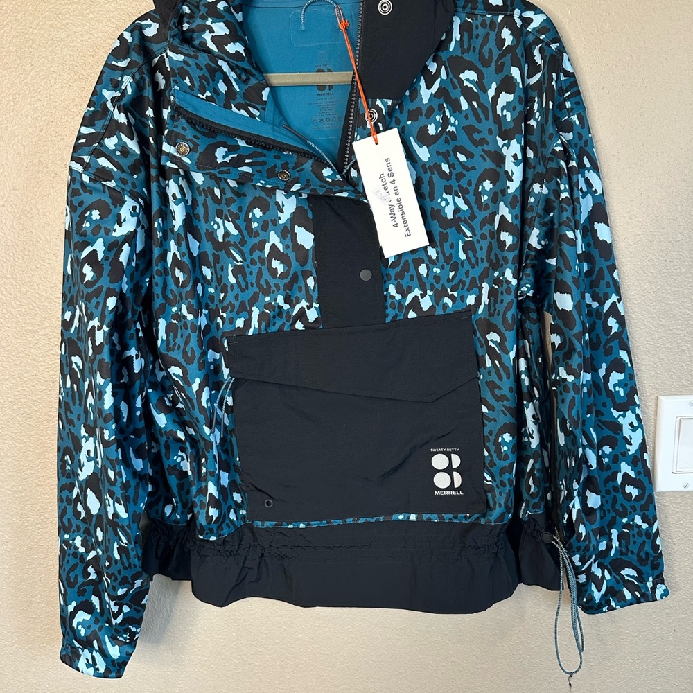 Merrell Blue and Black Leopard Print Anorak